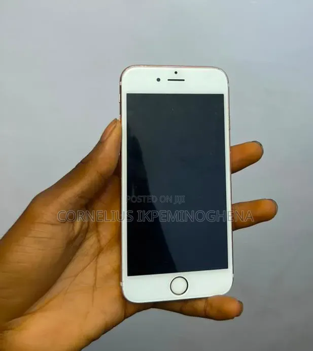 Apple iPhone 6s 32 GB Gold
