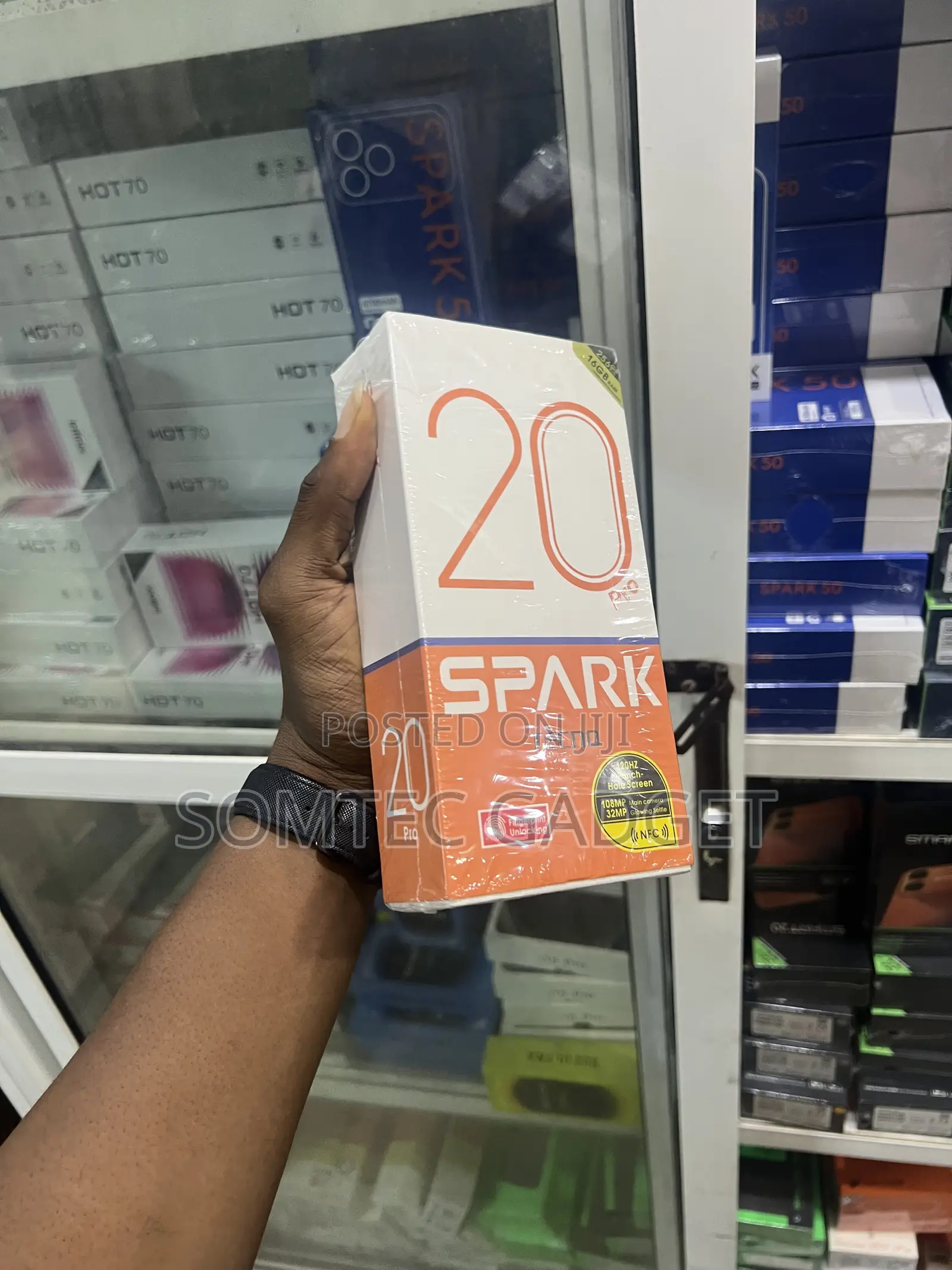 New Tecno Spark 20 128 GB