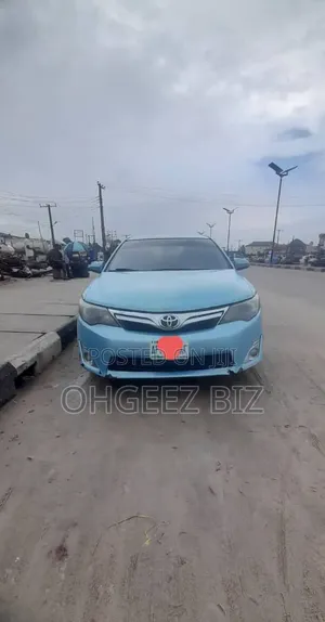 Toyota Camry 2012 Blue