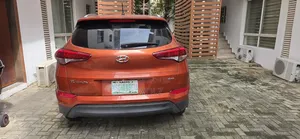 Hyundai Tucson 2017 Orange