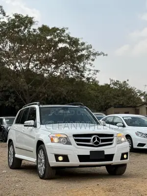 Mercedes-Benz GLK-Class 350 4MATIC 2011 White