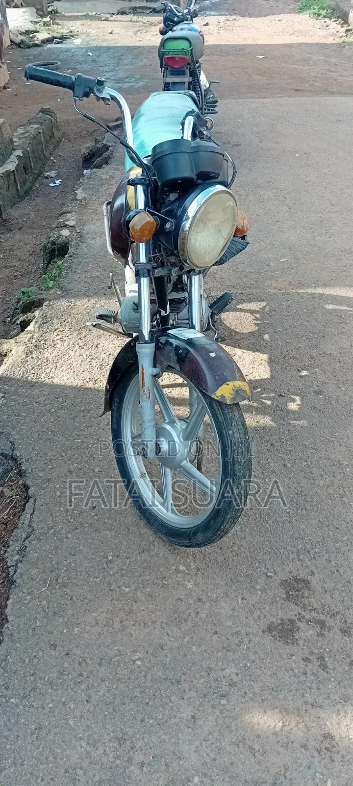 TVS HLX 125 2009 Blue