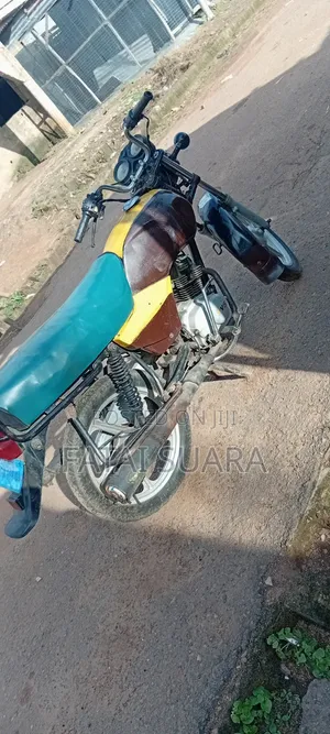 TVS HLX 125 2009 Blue