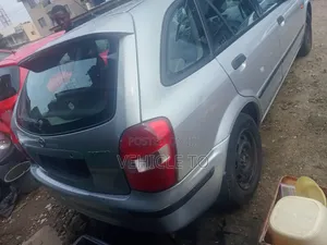 Mazda 323 1.6 2002 Silver