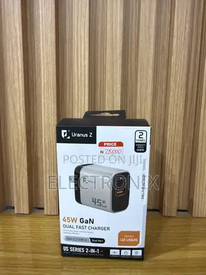 Uranus Z Dual Fast Charger Type-C-/USB-a 45W