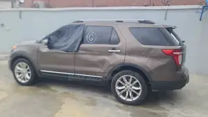 Ford Explorer 2015 Brown