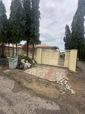 3bdrm Bungalow in Sunnyvale Estate, Lokogoma for sale