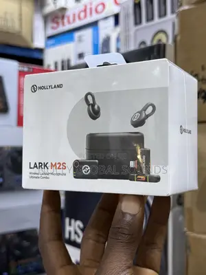 Hollyland LARK M2S Ultimate Combo Wireless Microphone System
