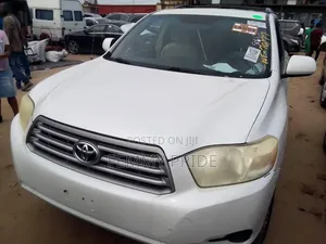 Toyota Highlander 2008 White