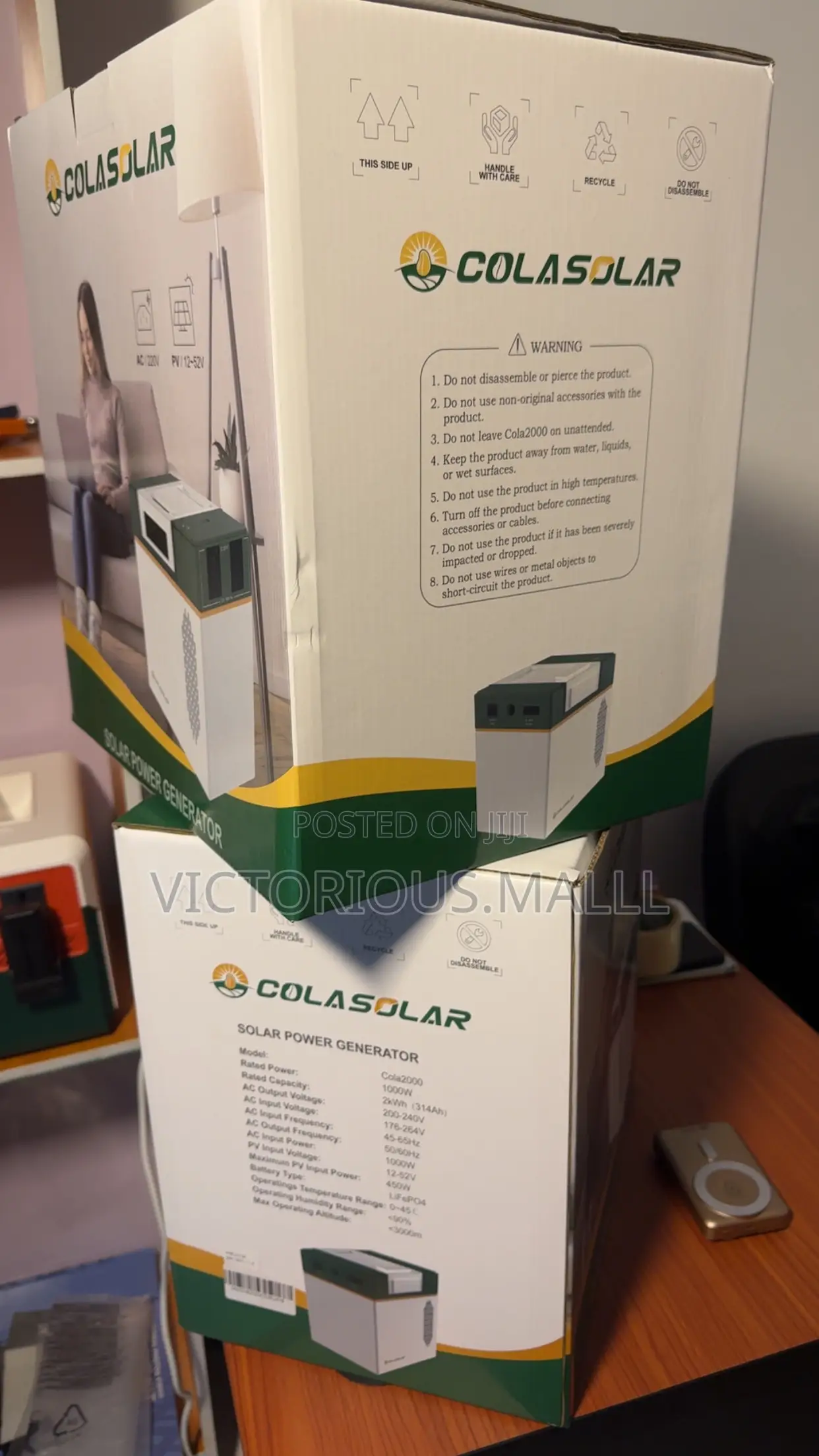 Cola 2000 All in One Solar Generator