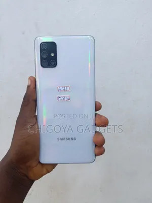 Samsung Galaxy A71 128 GB White