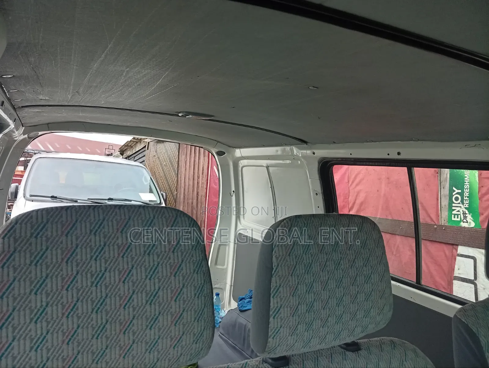 Toyota HiAce 2005 White