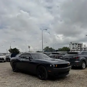 Dodge Challenger 2018 Black