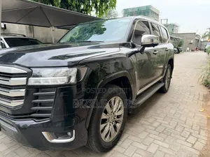 New Toyota Land Cruiser 2026 Black