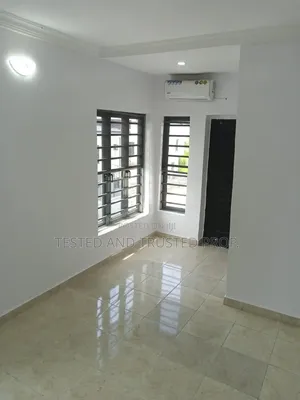 Furnished 2bdrm Apartment in Orchid Road Lekki, Chevron for rent
