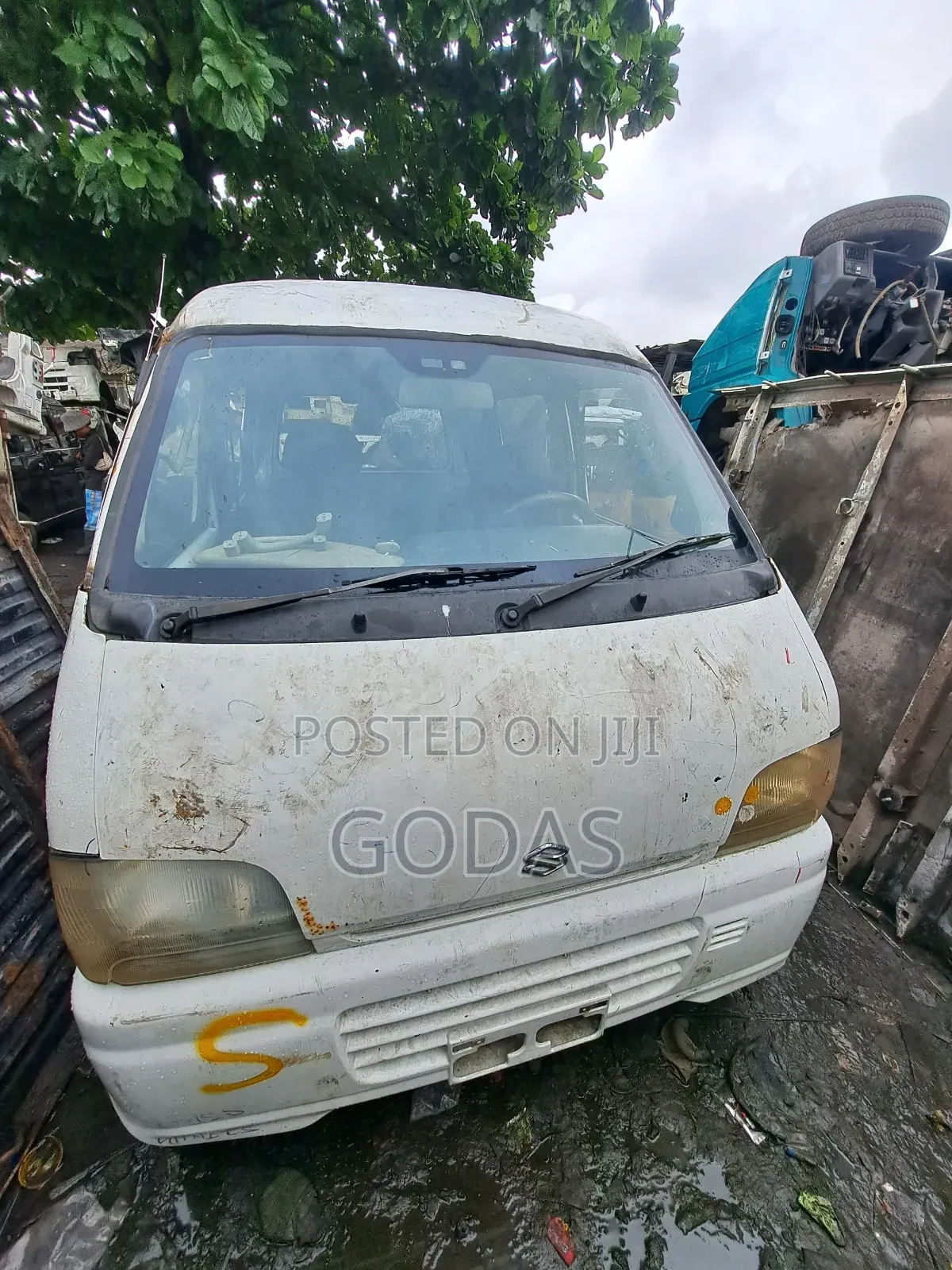 Suzuki Every 2010 White