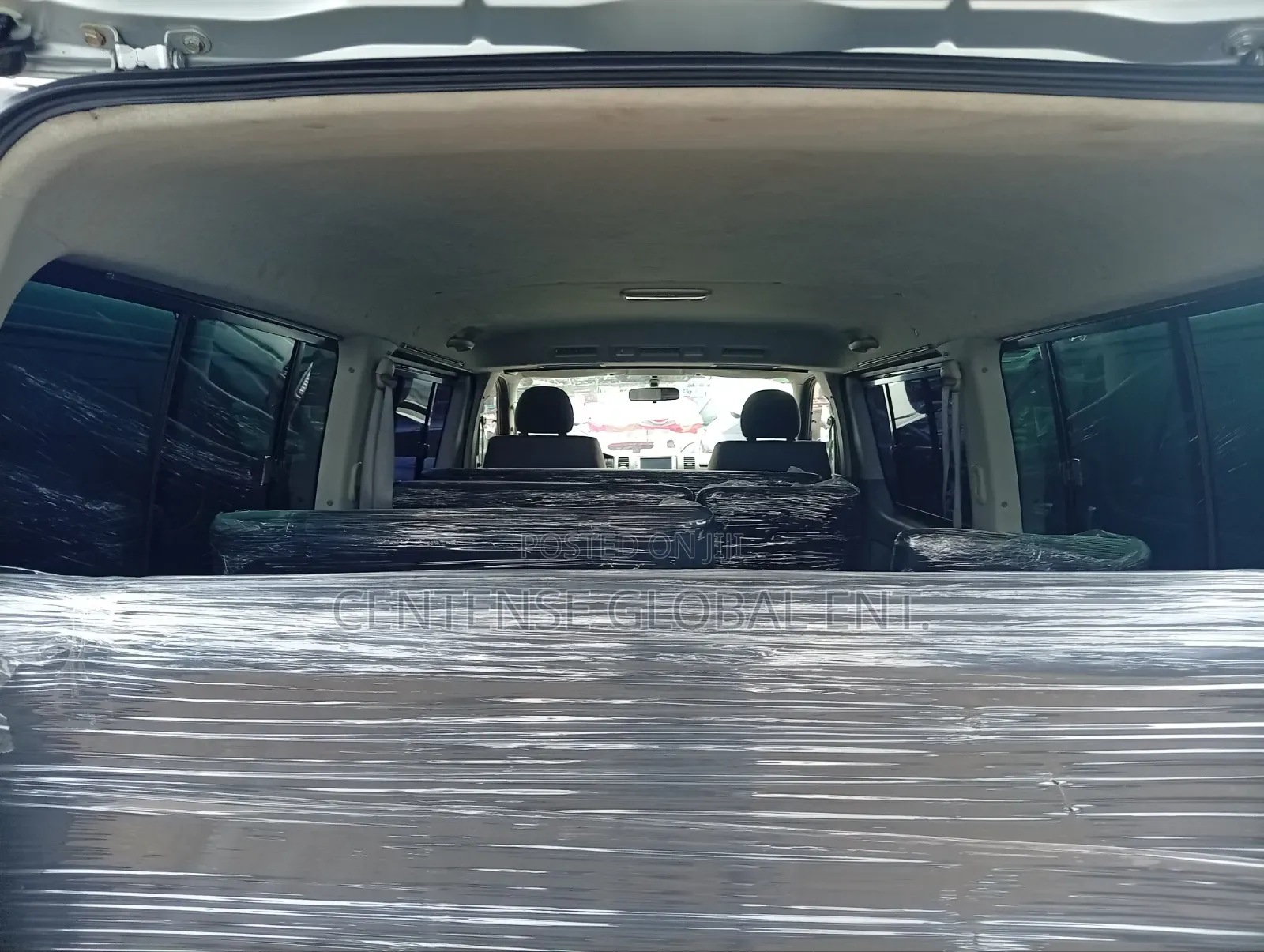 Toyota HiAce 2012 Grey