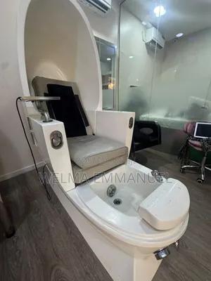 Pedicure Chair