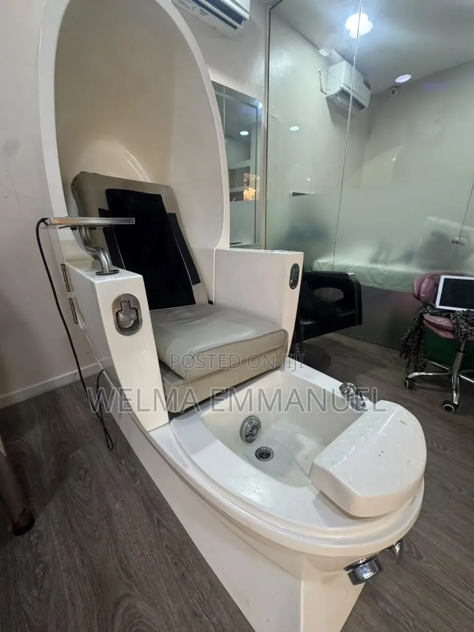 Pedicure Chair