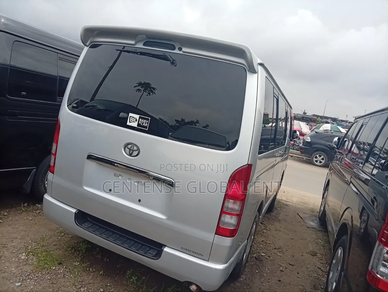 Toyota HiAce 2012 Grey