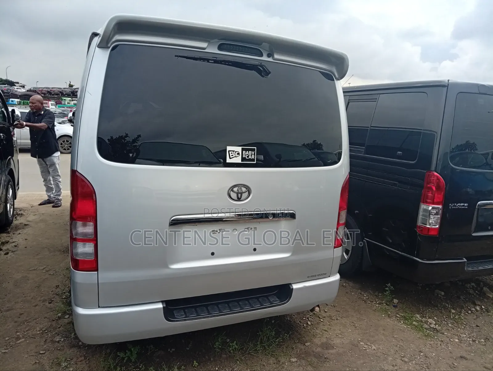 Toyota HiAce 2012 Grey