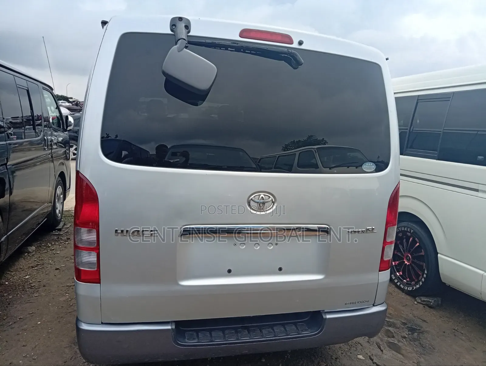 Toyota HiAce 2012 Grey