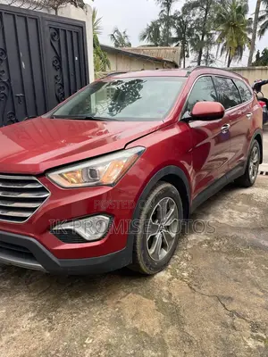 Hyundai Santa Fe 2014 Red
