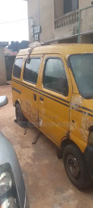 Suzuki Every 2005 Yellow