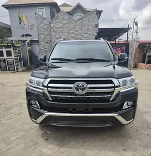 Lexus LX 570 AWD 2013 Black