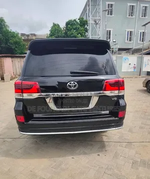 Lexus LX 570 AWD 2013 Black