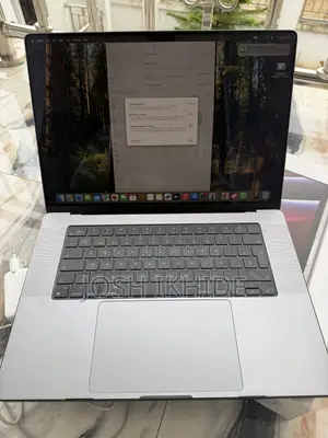 Laptop Apple MacBook Pro 2023 M2 32GB Apple M2 SSD 1T