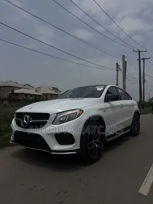 Mercedes-Benz GLE-Class 2016 White
