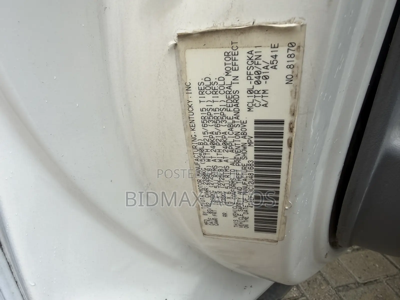 Toyota Sienna LE 2002 White