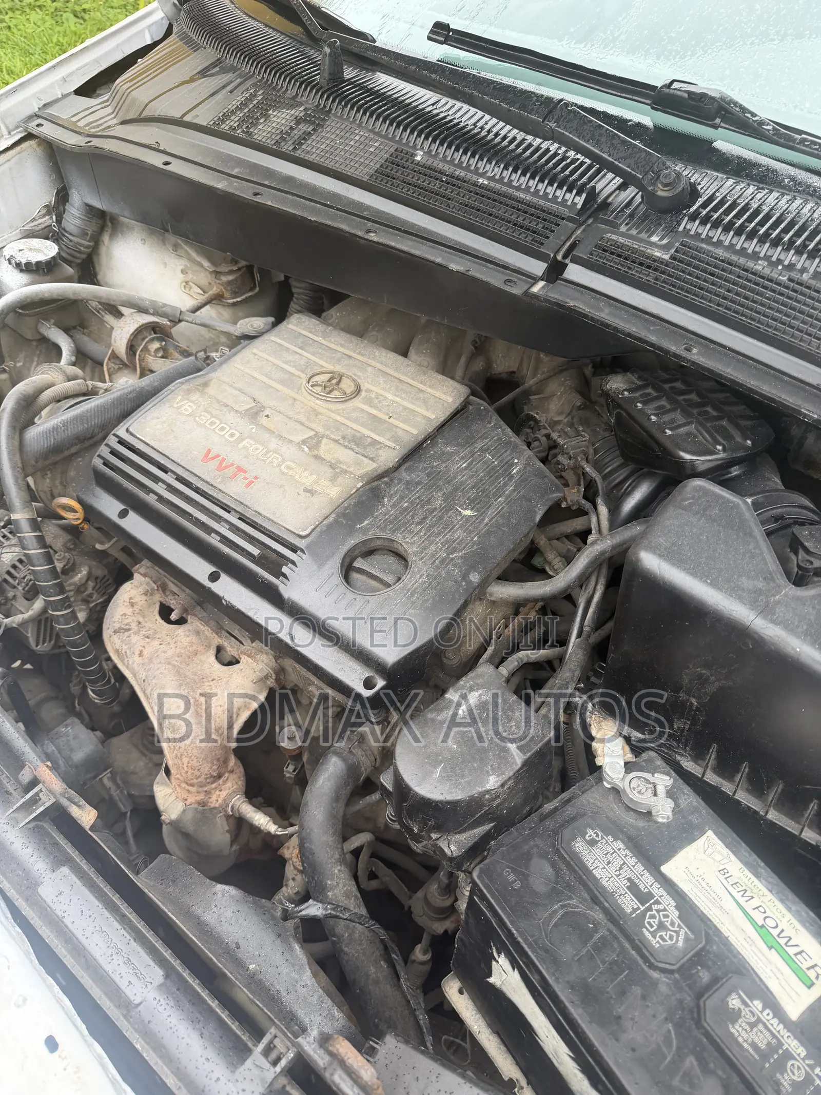 Toyota Sienna LE 2002 White