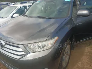 Toyota Highlander 2011 Green