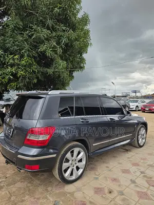 Mercedes-Benz GLK-Class 350 4MATIC 2010 Gray