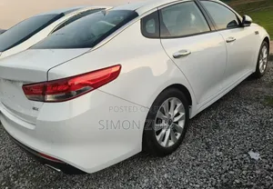 Kia Optima 2018 White
