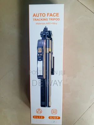 Cl12p Auto Face Tracking Tripod