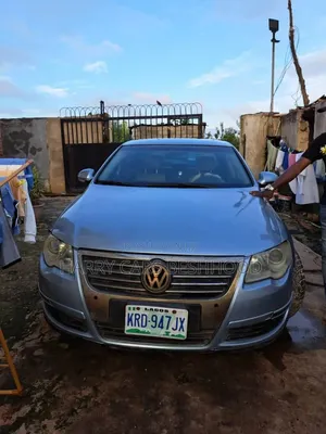 Volkswagen Passat 2008 Blue