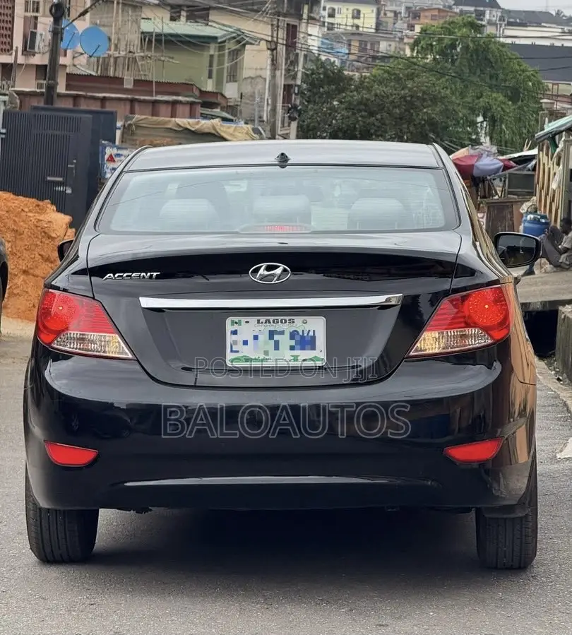 Hyundai Accent 2013 Black