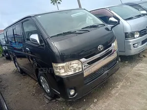 Toyota HiAce 2012 Black
