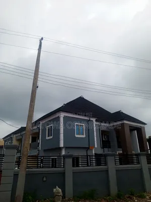 2bdrm Apartment in Ologuneru for rent