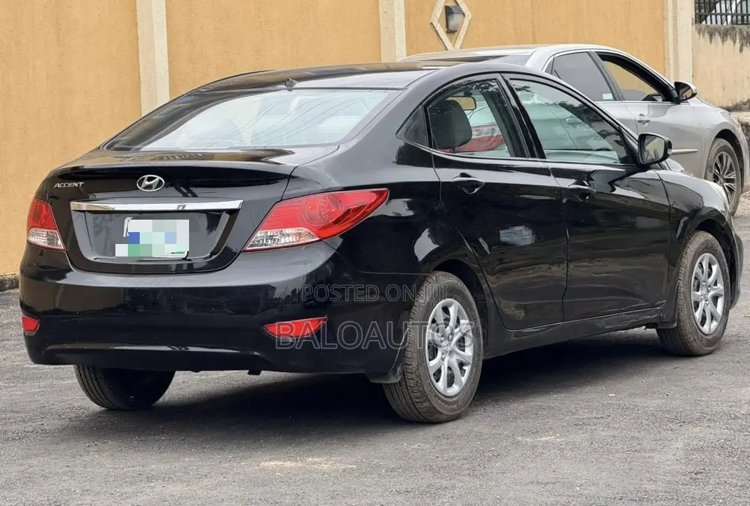 Hyundai Accent 2013 Black