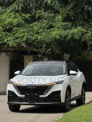 New Dongfeng Glory 2025 White