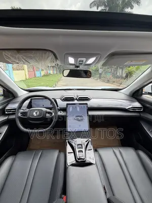 New Dongfeng Glory 2025 White