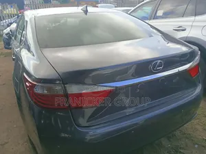Lexus ES 2015 Gray