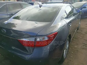 Lexus ES 2015 Gray