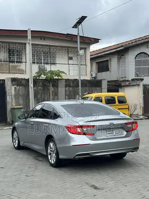 Honda Accord Sport (2.0L 4cyl Turbo 10A) 2019 Silver