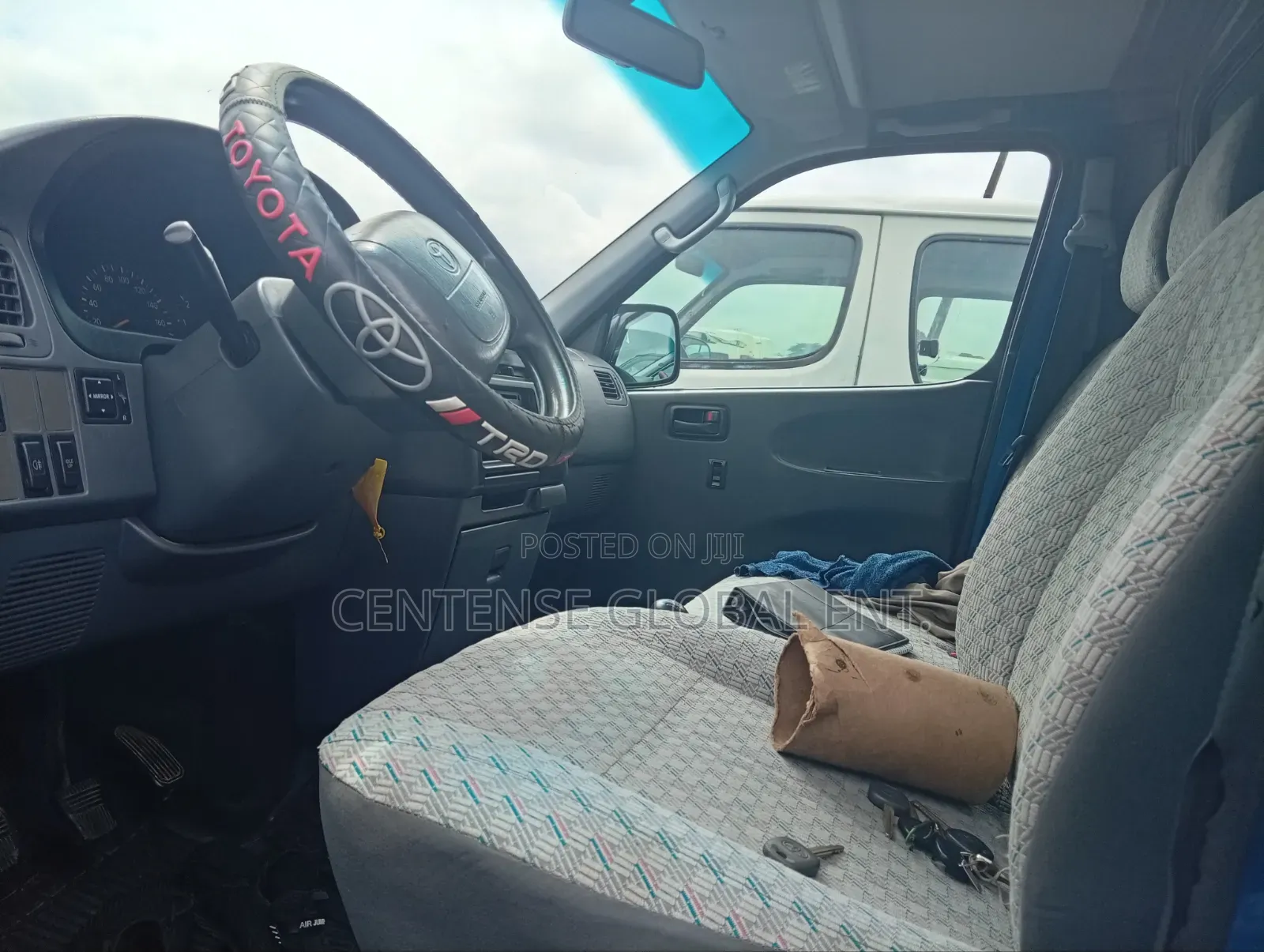 Toyota HiAce 2005 Blue