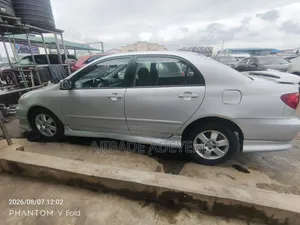 Toyota Corolla 2005 Silver